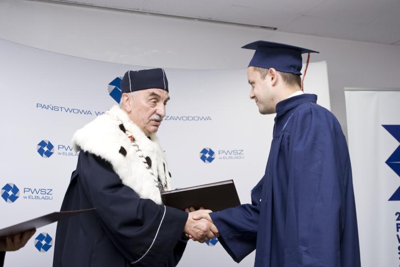 Uroczyste wręczenie dyplomów ukończenia studiów II stopnia - zaproszenie